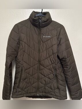 Columbia Women's Dark Olive Quilted Puffer Jacket